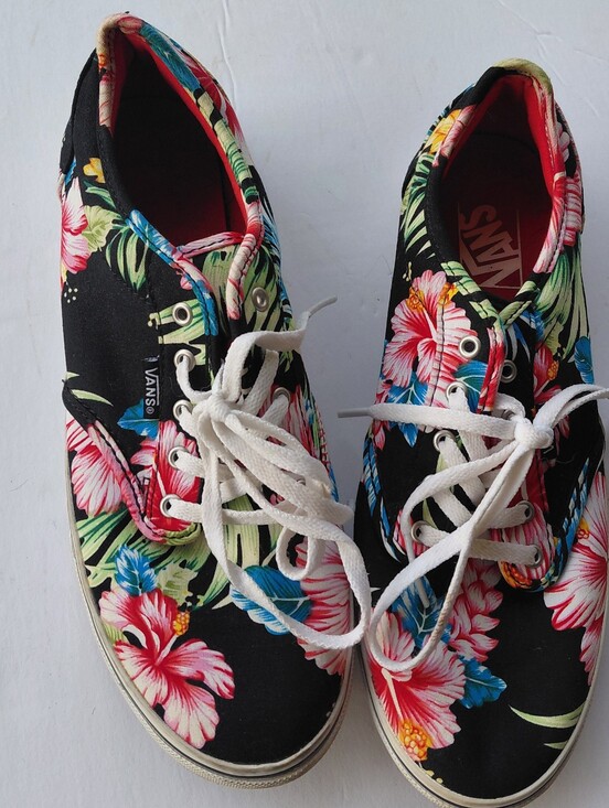Vans Shoes - Vans Black Canvas Low-Top Sneakers with Multicolor Tropical Floral Print Size 8